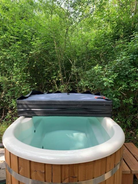Dgg Woodland Escape Hotel South Barrow Eksteriør billede